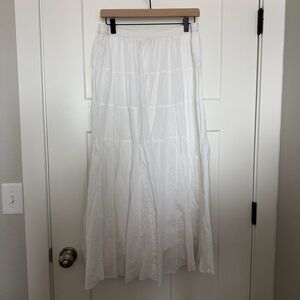 White maxi skirt